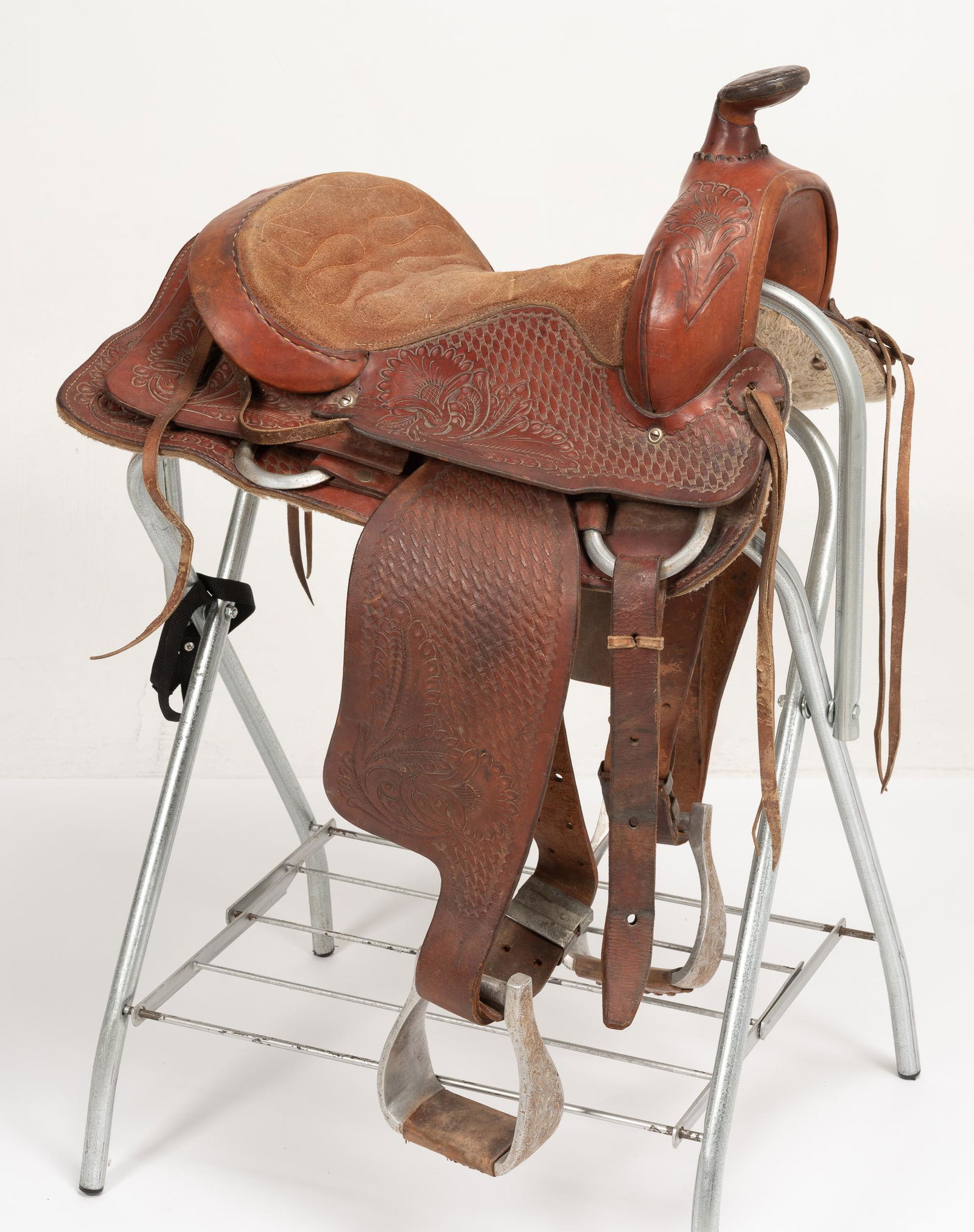 Western Saddle (1 of 4)