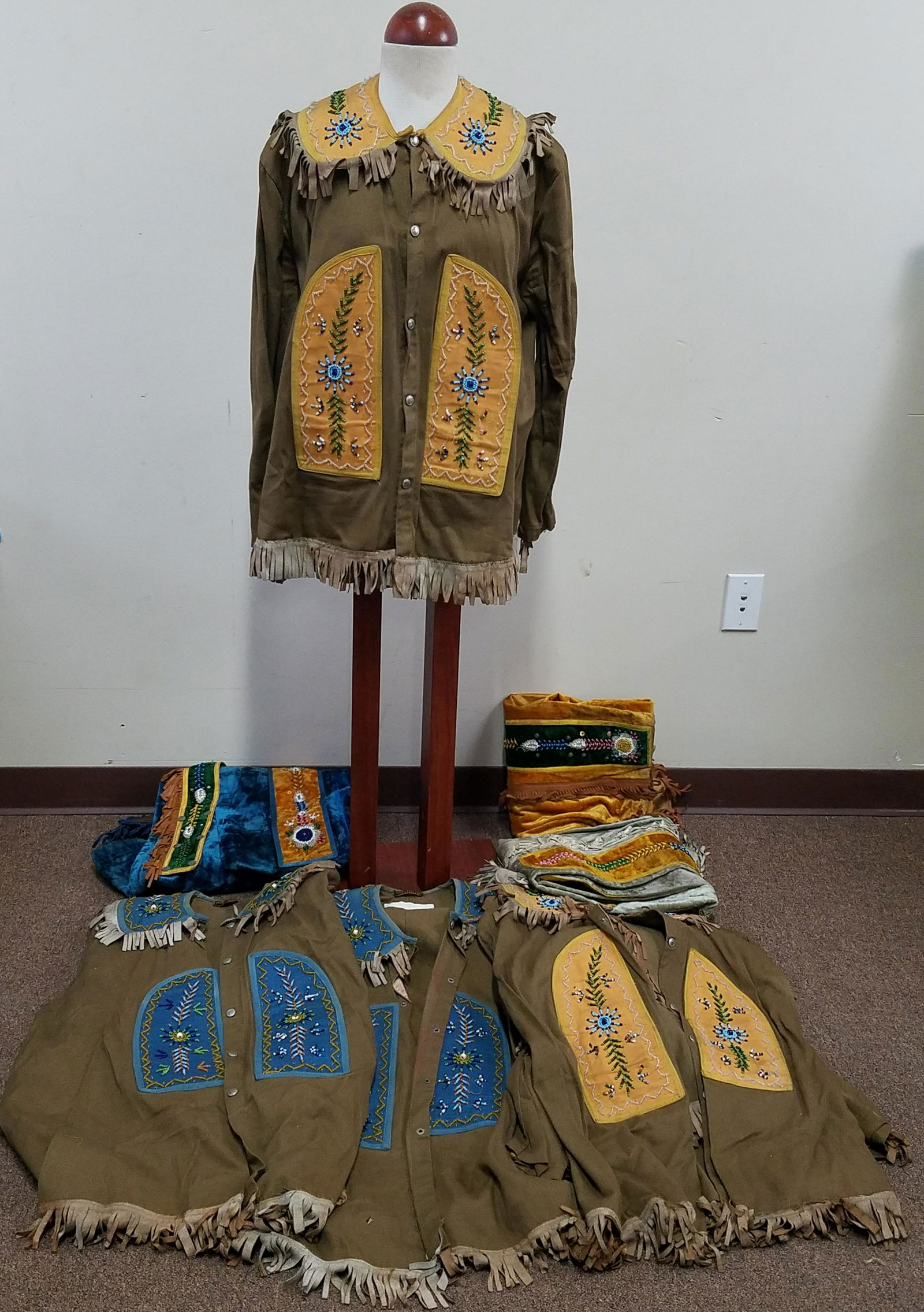 12 Pcs Order of The Red Man Clothing (1 of 8)