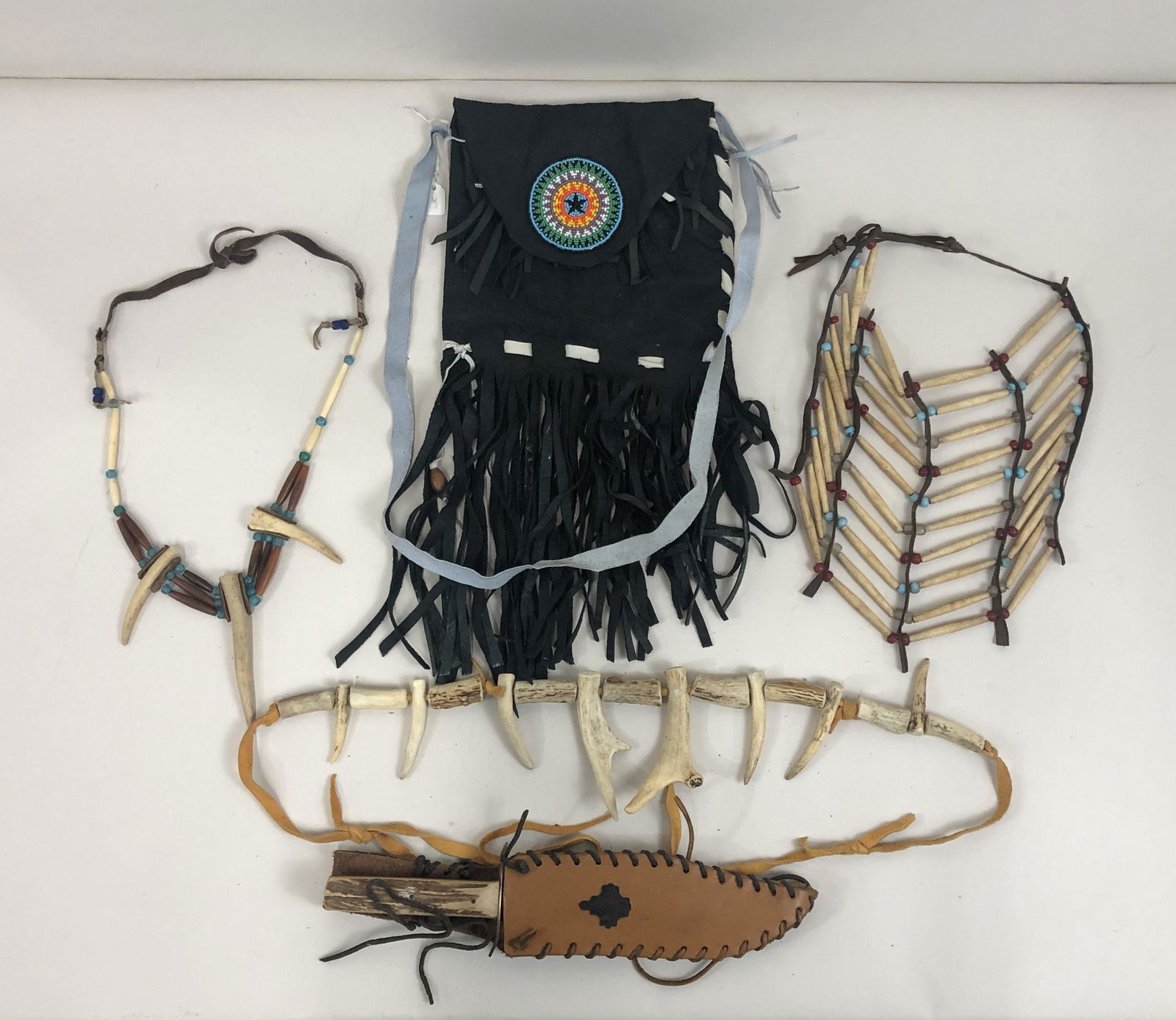 5 Pcs Native American Items (1 of 6)