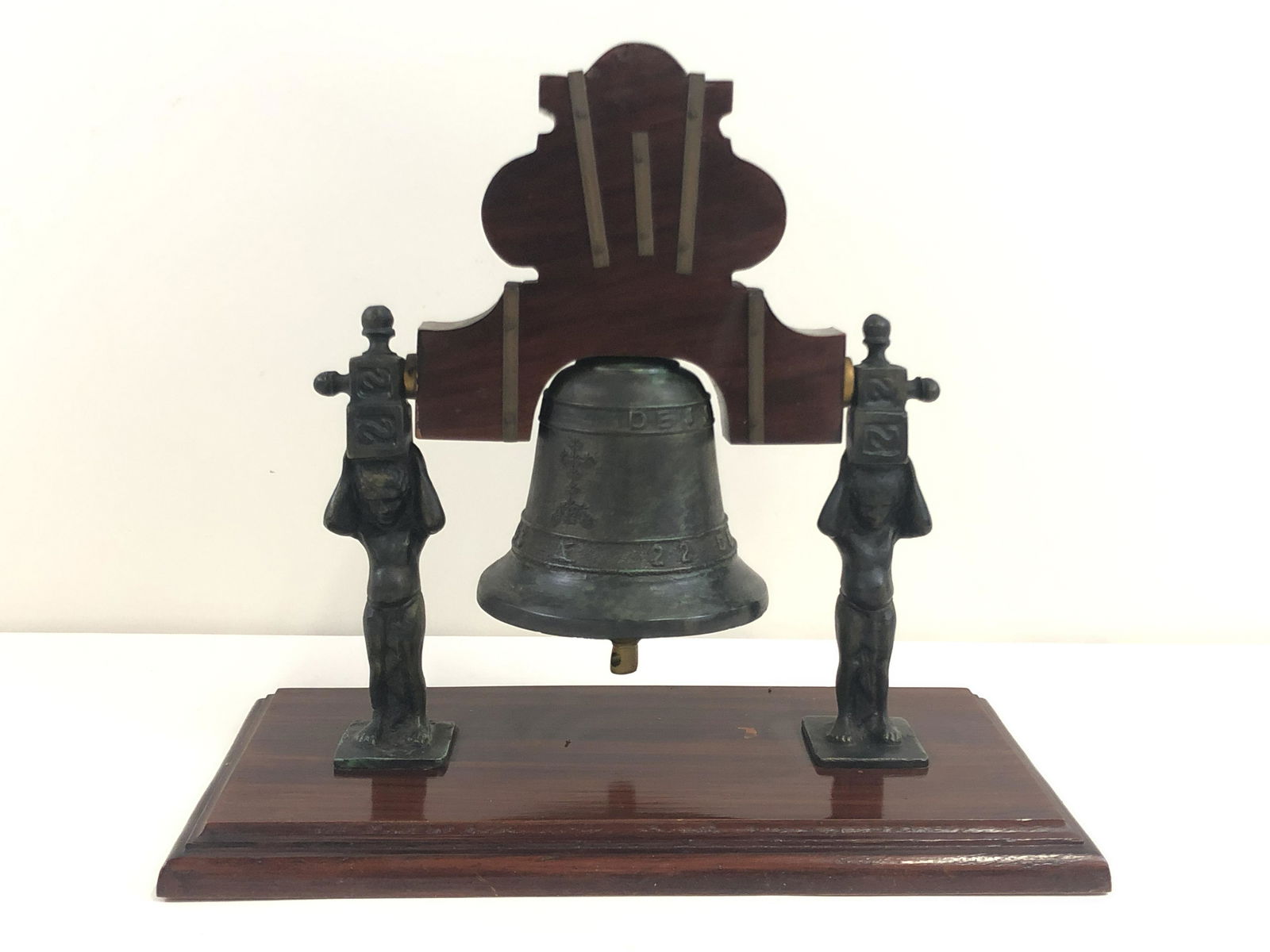 Joseph Des San Bell (1 of 4)