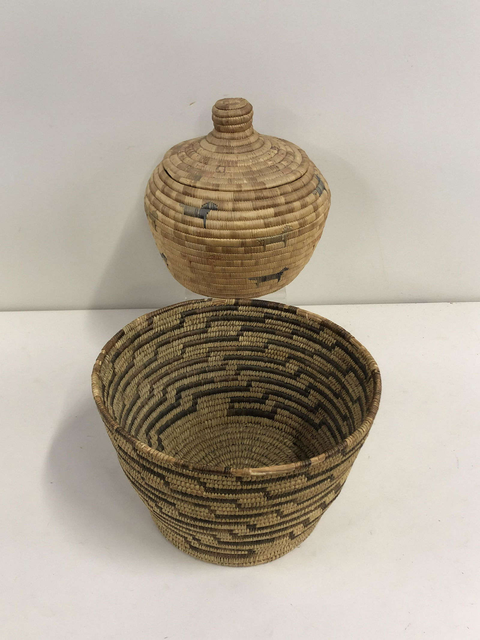 2 Southwestern Native American Coil Baskets (1 of 3)