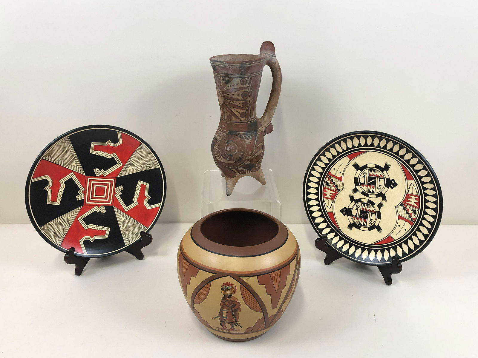 4 Pcs Native American Pottery (1 of 2)