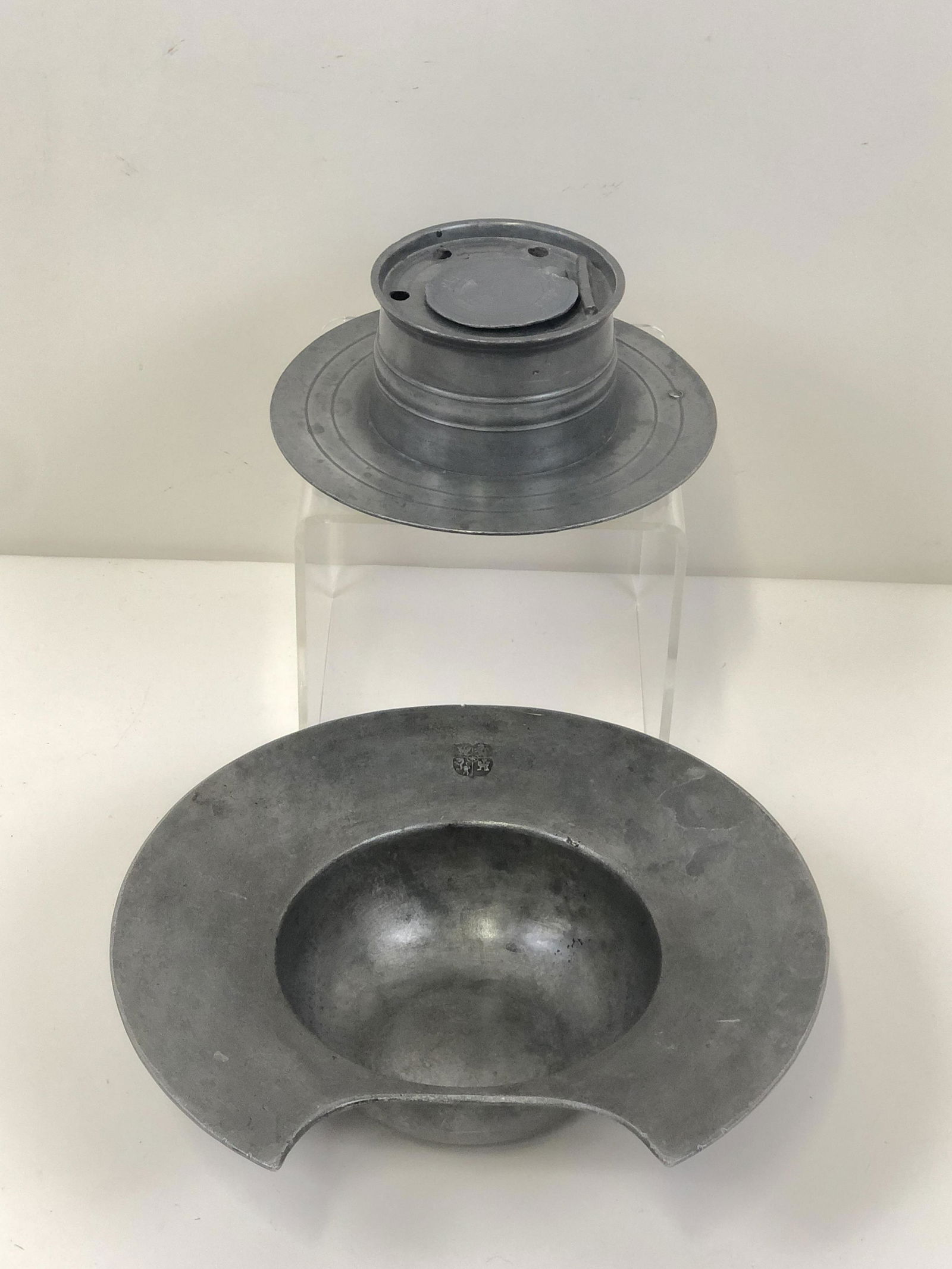 2 Pcs Pewter Bloodletting Bowl (1 of 6)