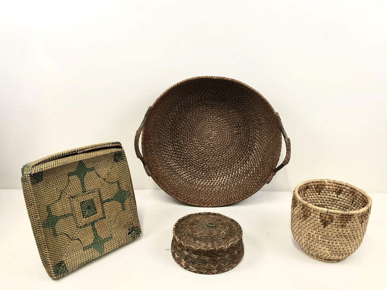 4 Baskets Including Pine Needle Sewing (1 of 5)