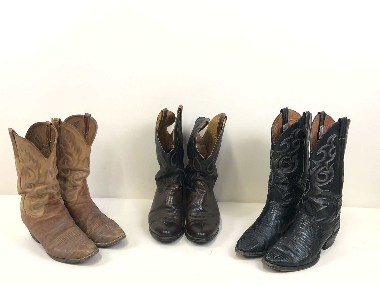 3 Pairs Cowboy Boots Including Lucchese (1 of 7)
