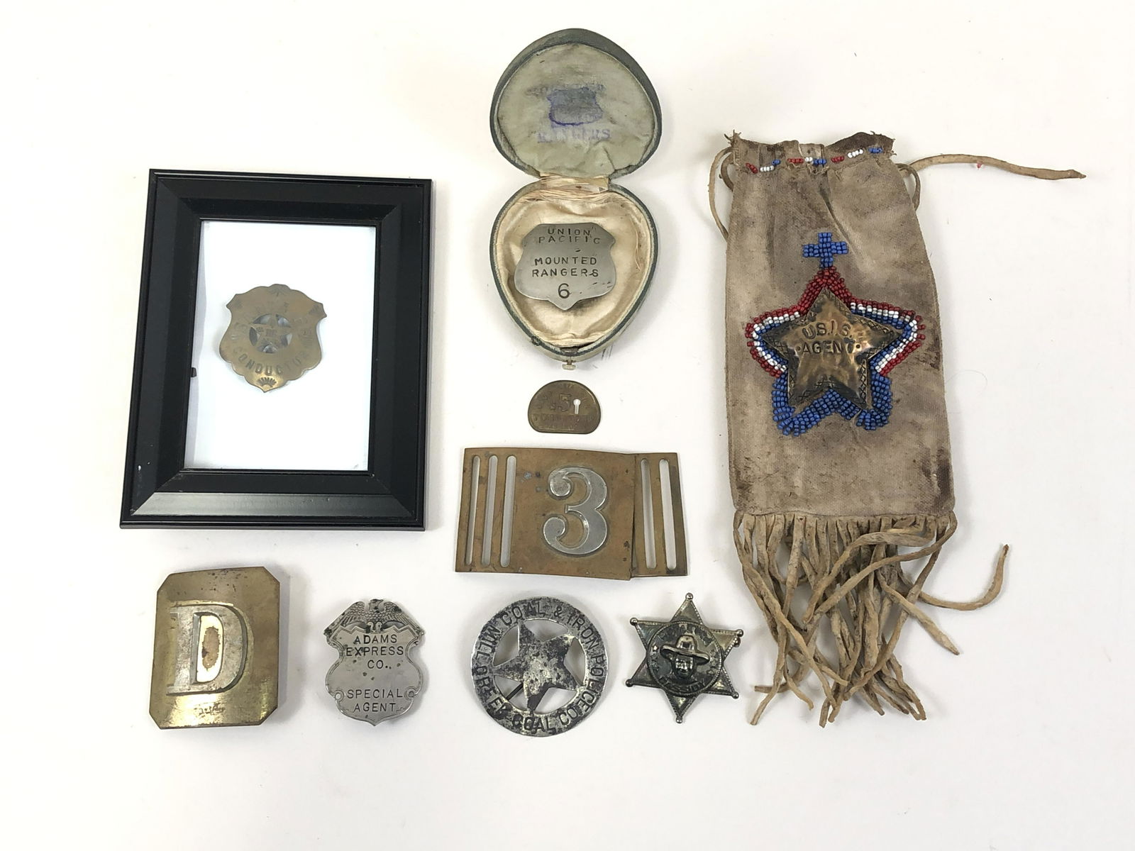 9 Badges & Buckles (1 of 6)