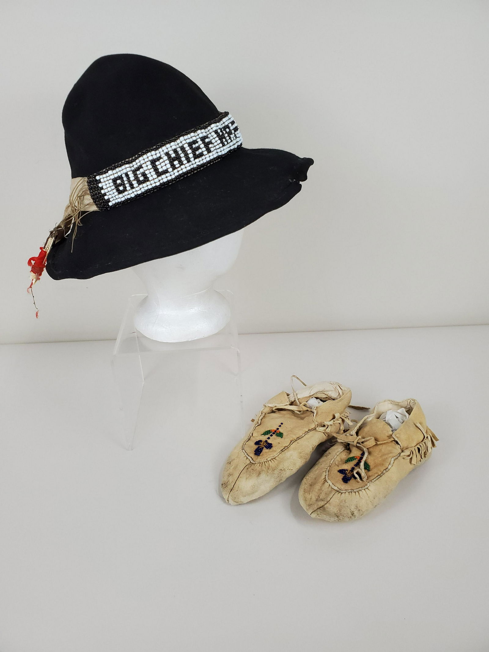 2 Pcs Native American Beadwork (1 of 2)