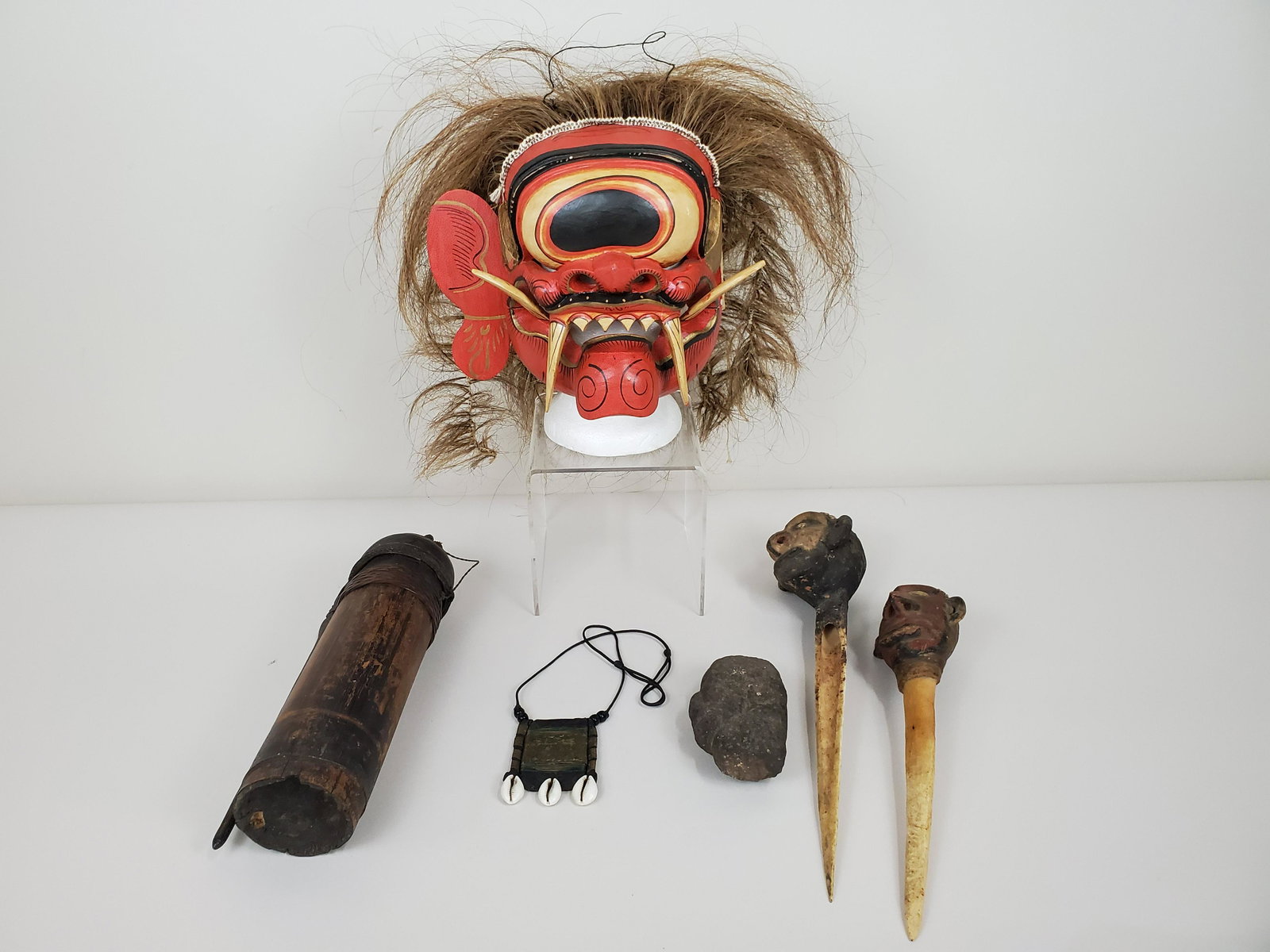 6 Pcs Oceana Incl Mata Mask: balinese mata mask missing one ear.