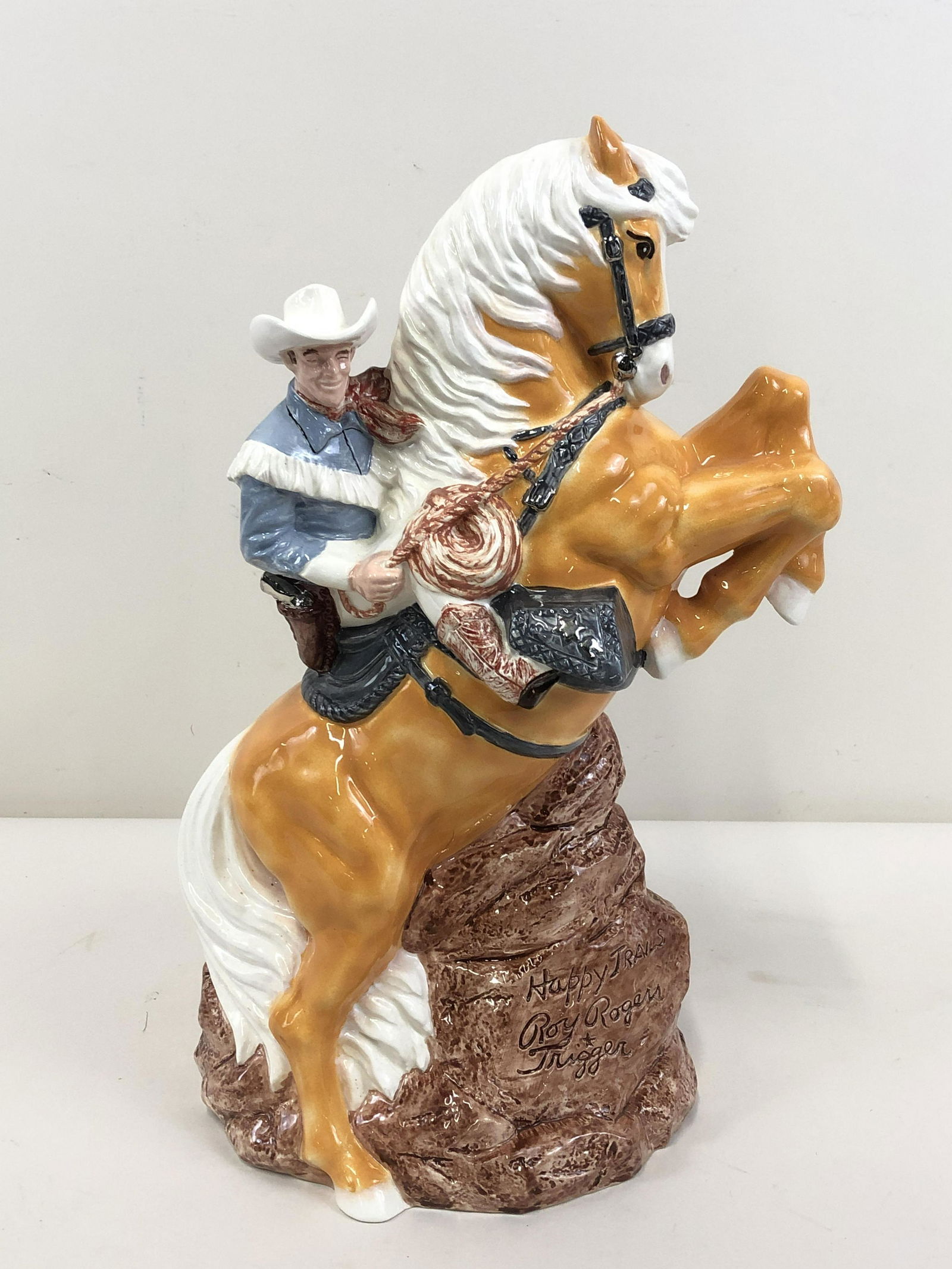 Happy Trails Cookie Jar (1 of 4)