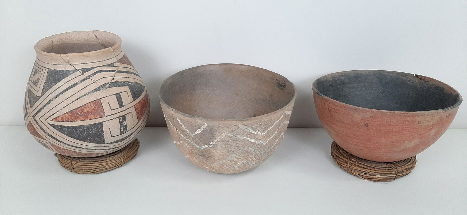 3 Pcs Native American Pottery (1 of 9)