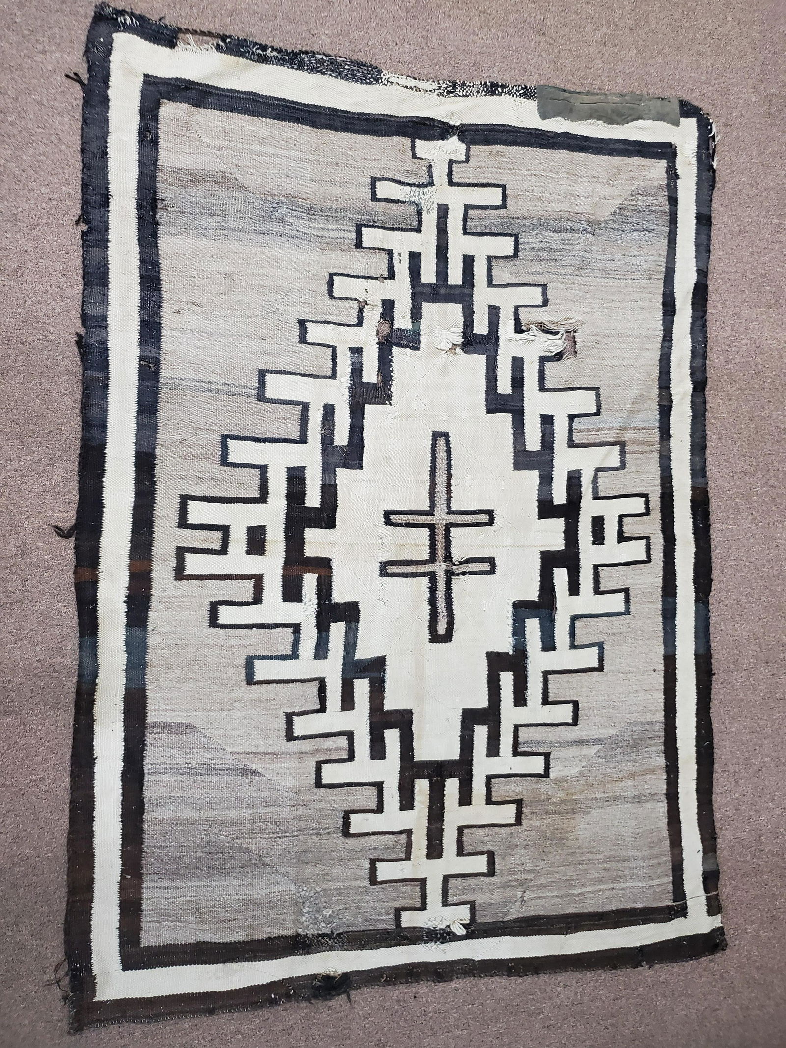 Old Crystal Navajo Rug (1 of 7)