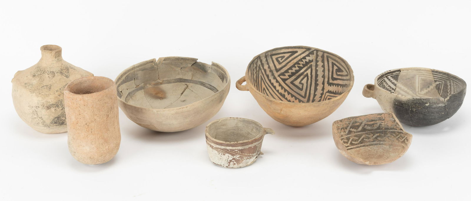 7 Pcs Native American Pottery (1 of 20)