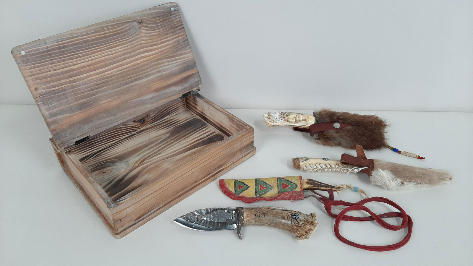 Lot of Carved Horn Collectibles in Wood Box (1 of 7)