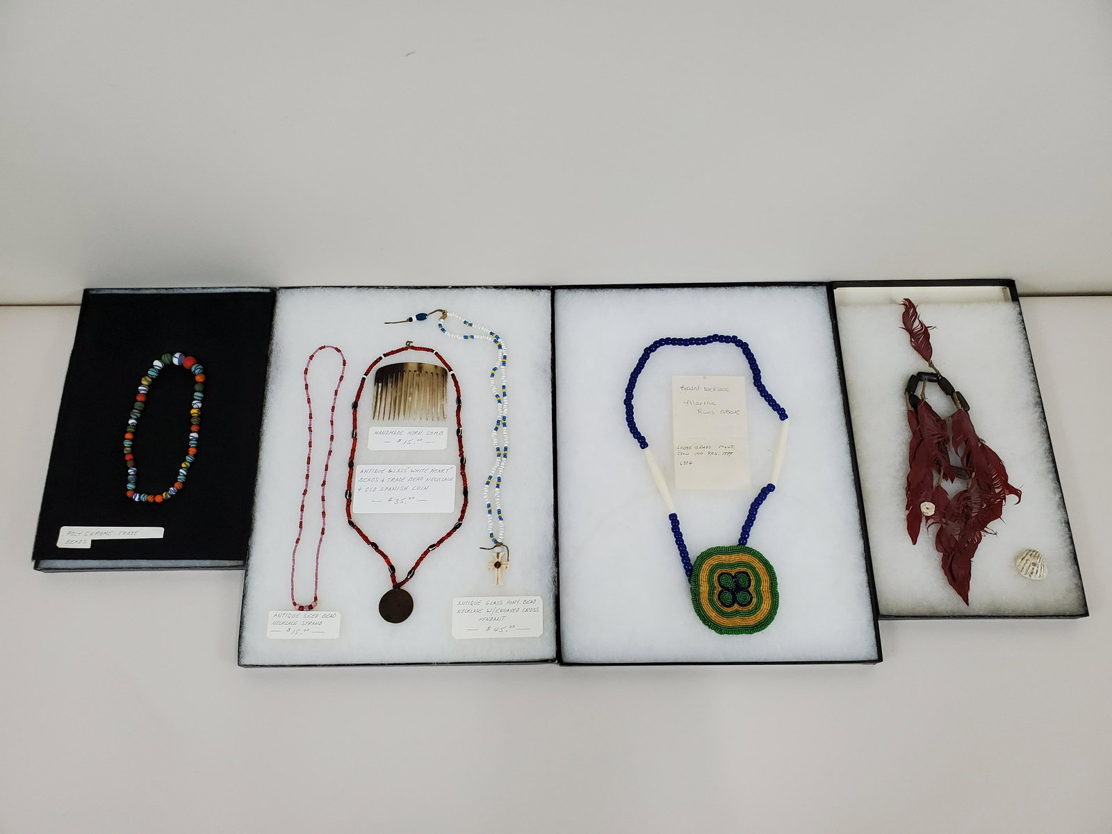 7 Pcs Native American Jewelry Incl Trade Beads (1 of 5)