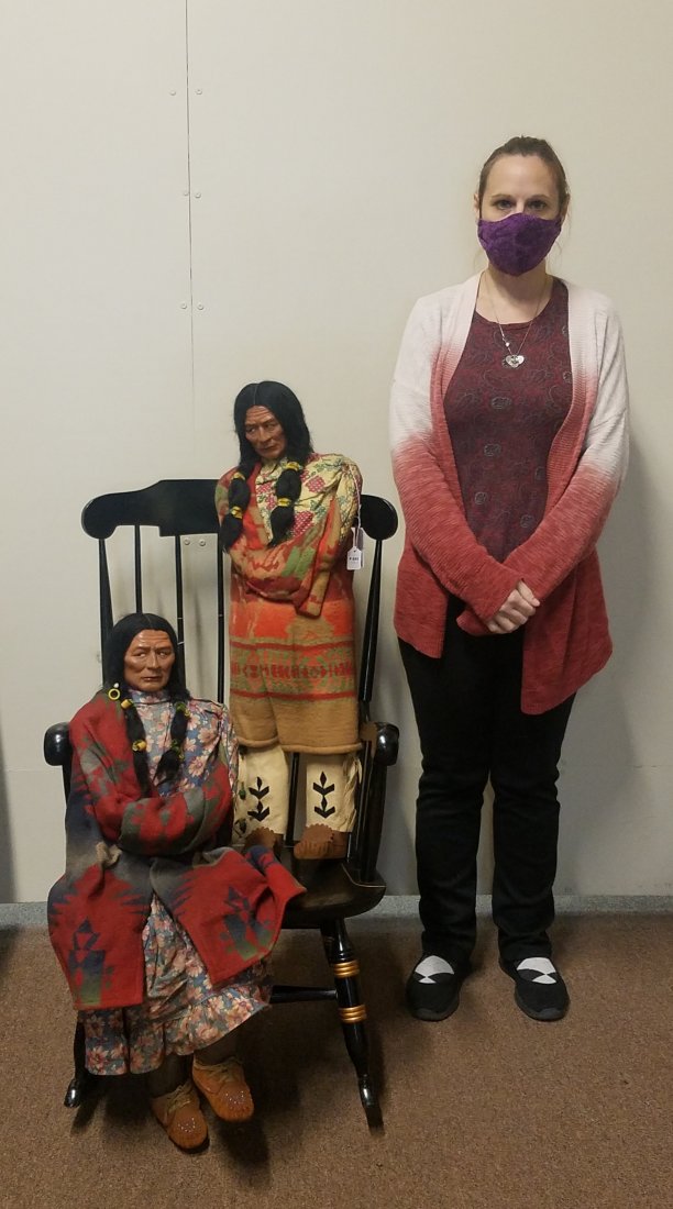 2 Large Skookum Dolls (1 of 4)
