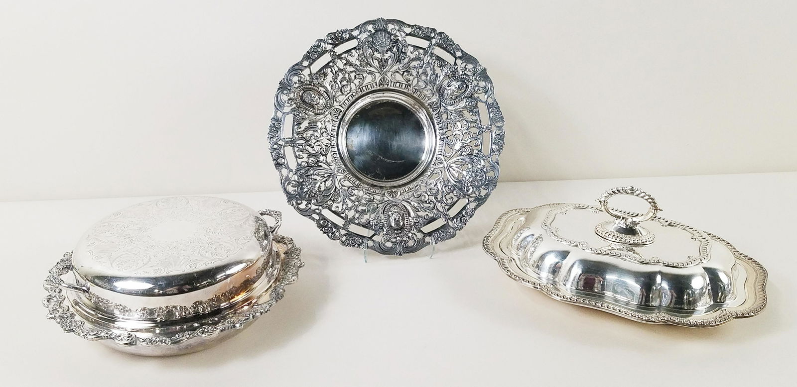 3 Silverplate Serving Dishes incl Figural Bowl (1 of 8)