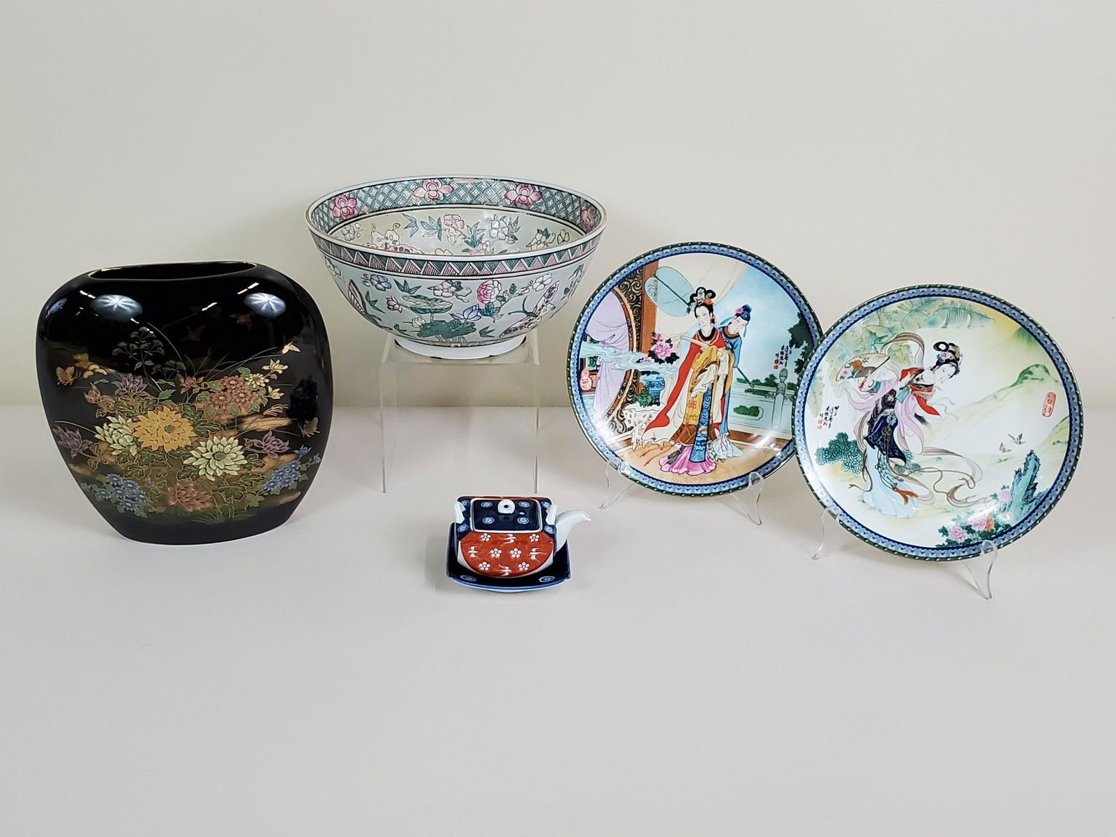 6 Asian Ceramics (1 of 7)