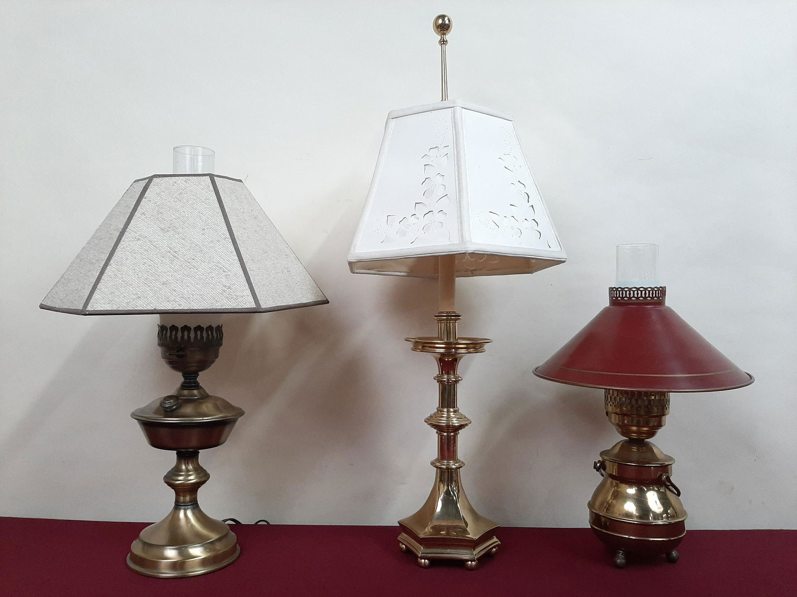 3 Brass Lamps (1 of 3)