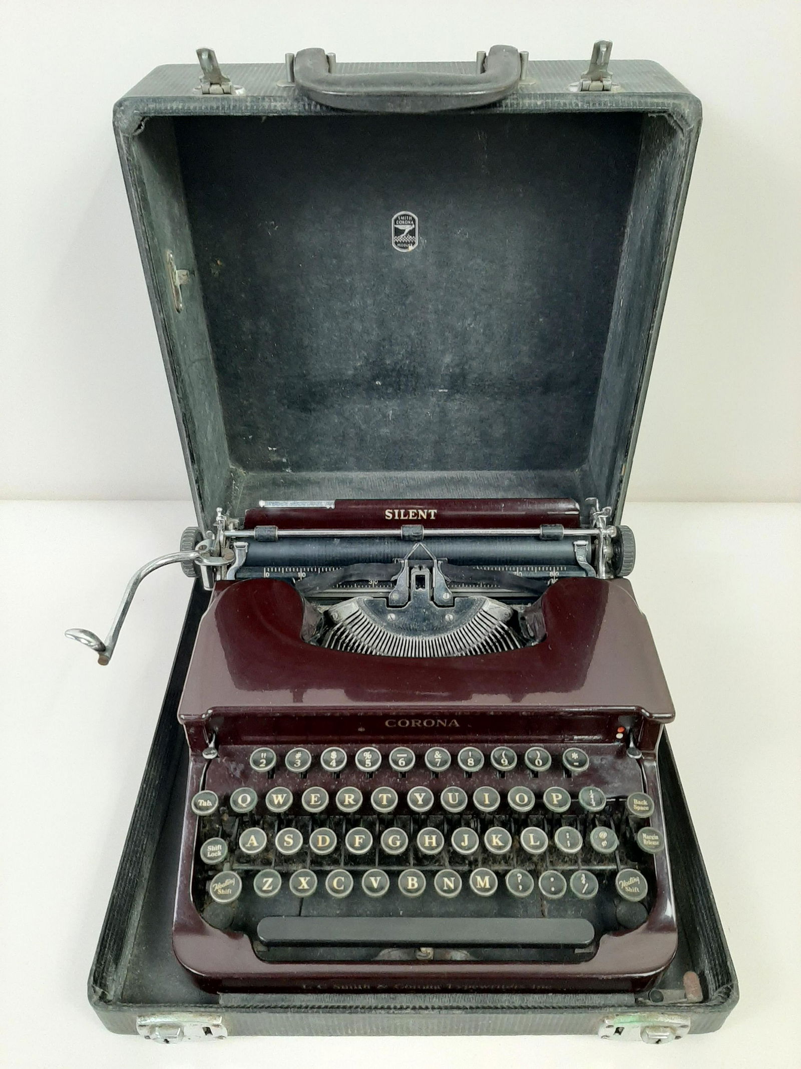 Smith and Corona Silent Typewriter (1 of 3)
