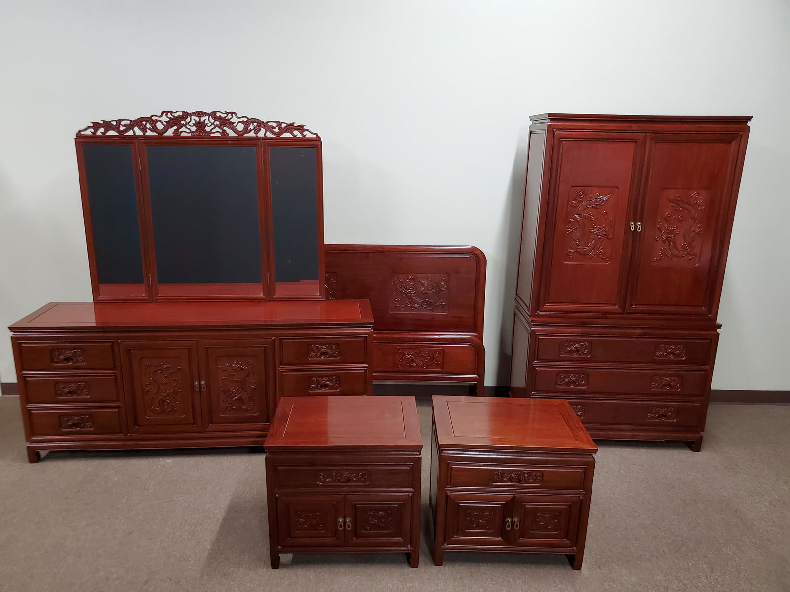 5 Pc Rosewood Dragon Carved Bedroom Set (1 of 12)