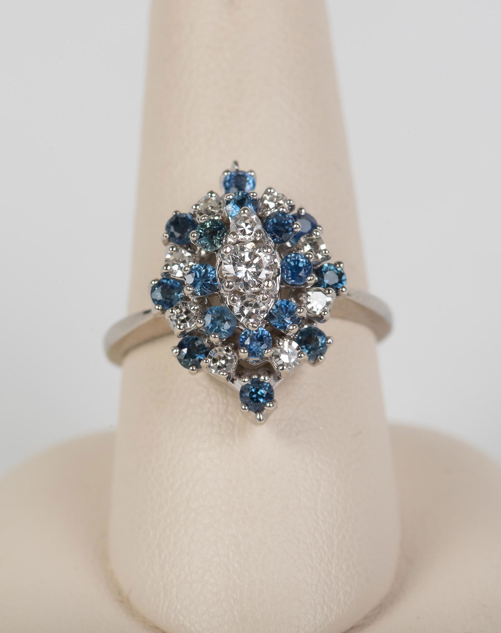 14k .40 CTW Diamond & Sapphire Ring (1 of 3)