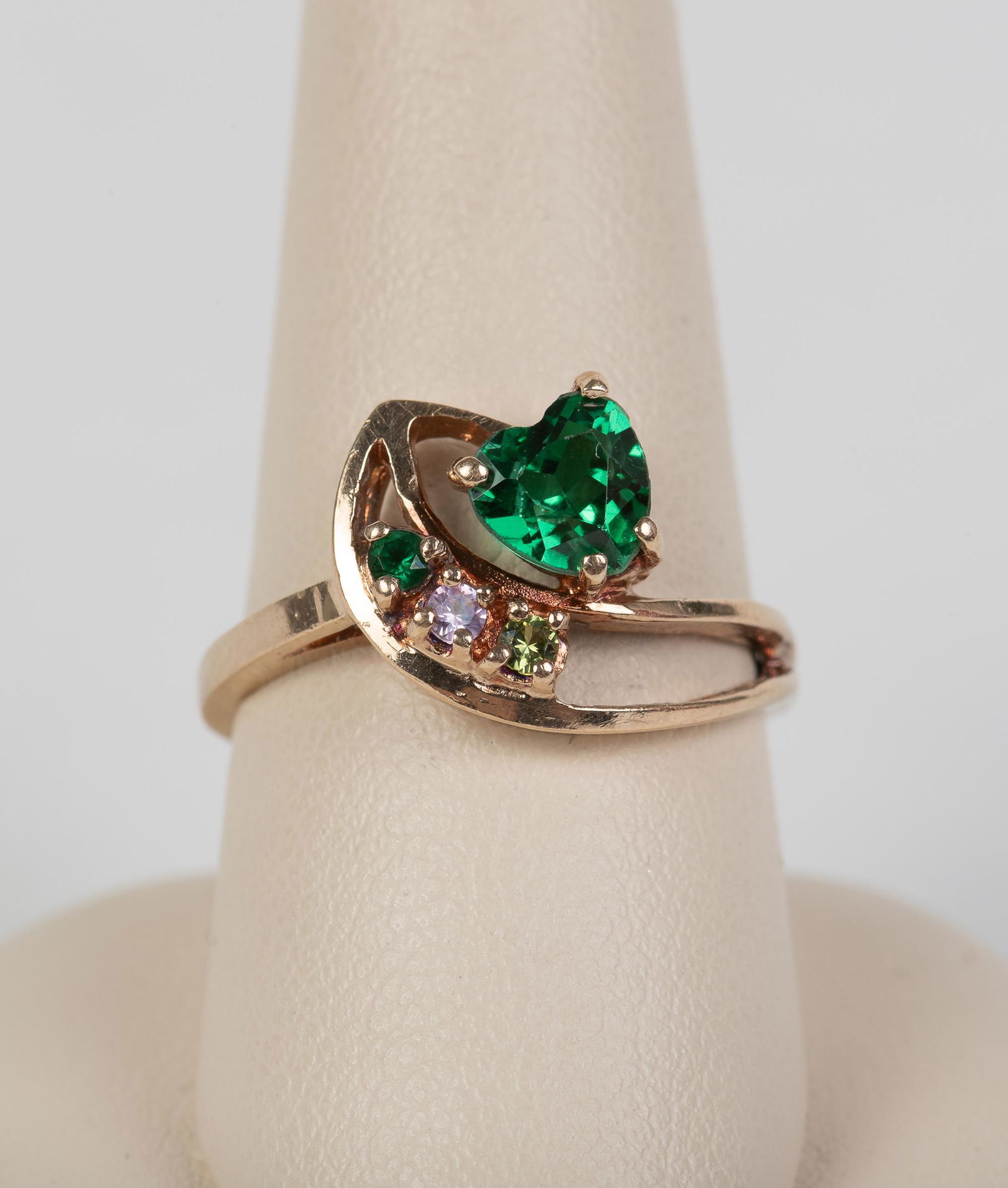 10k Gemstone Ring (1 of 4)