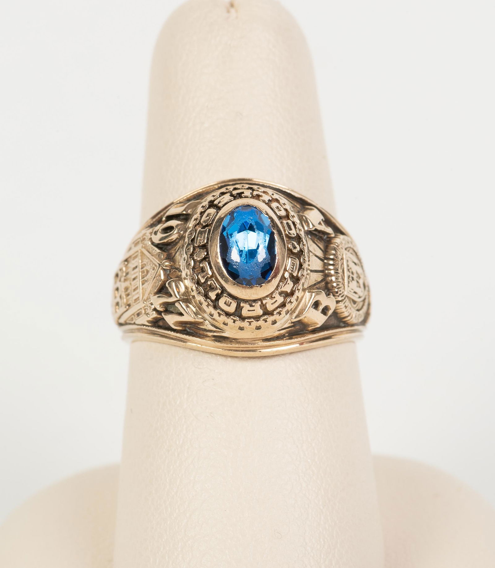 1977 10k Class Ring (1 of 4)