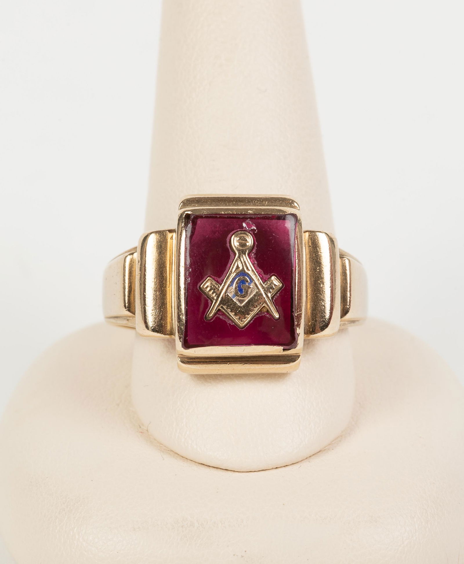 14k Masonic Ring (1 of 4)