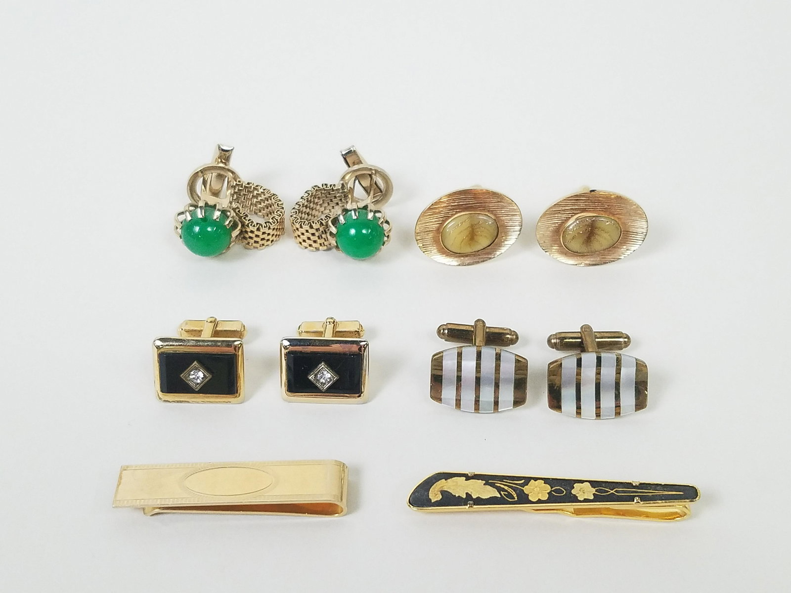 6 Cuff Links and Tie Clips (1 of 7)