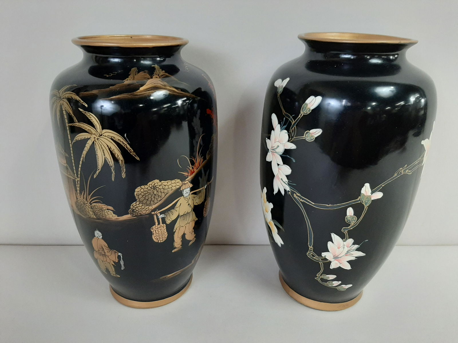 2 Asian Vases (1 of 5)