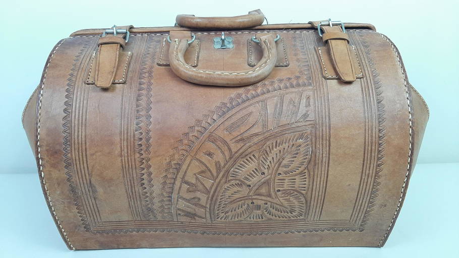 Costa Rica Tooled Leather Duffel Bag Dec 12, 2020 Cordier Auctions