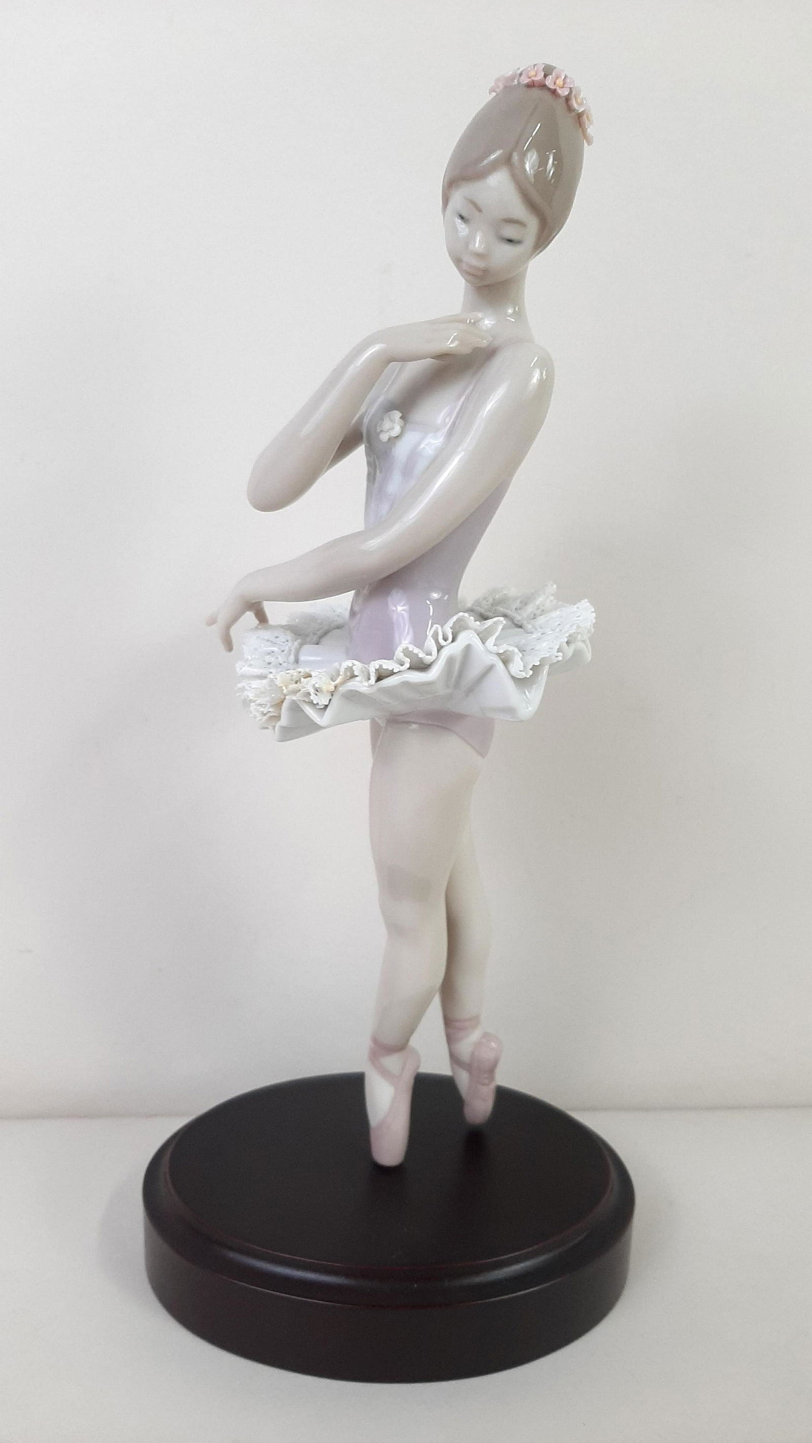 Lladro Ballet Mimosa Figurine (1 of 3)