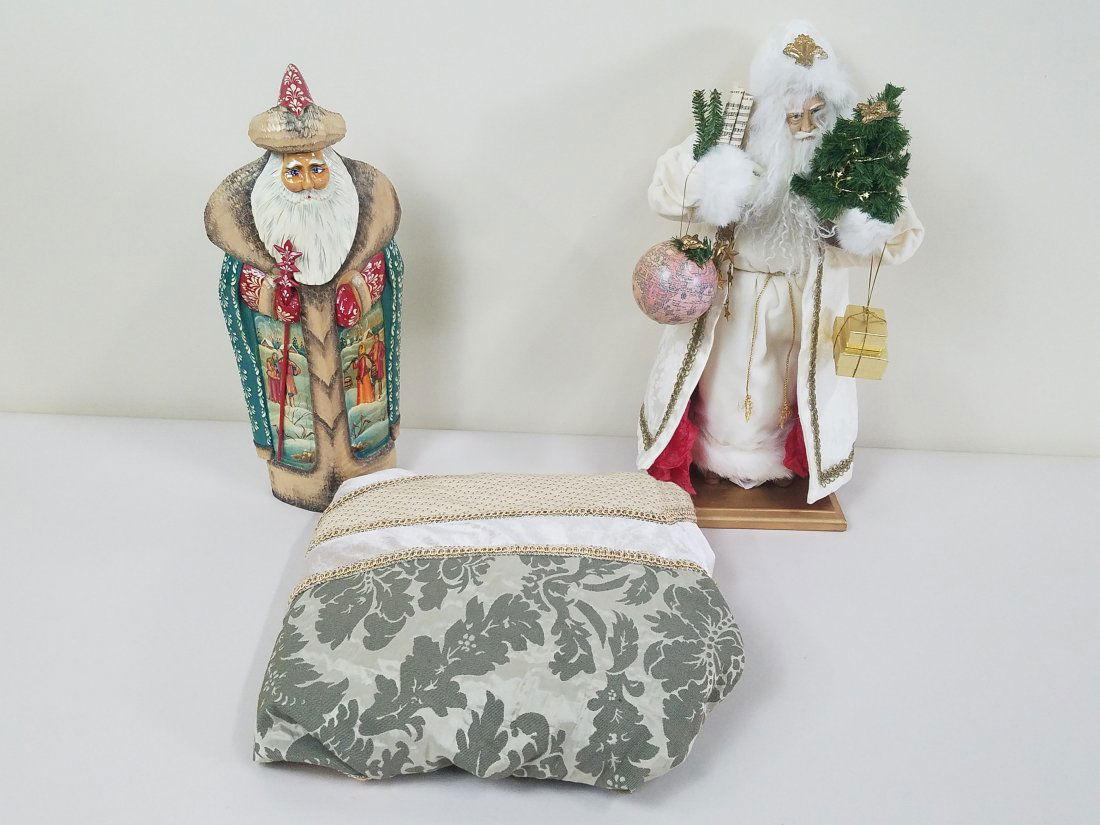 2 Santas and Tree Skirt Incl Lynn Haney (1 of 7)