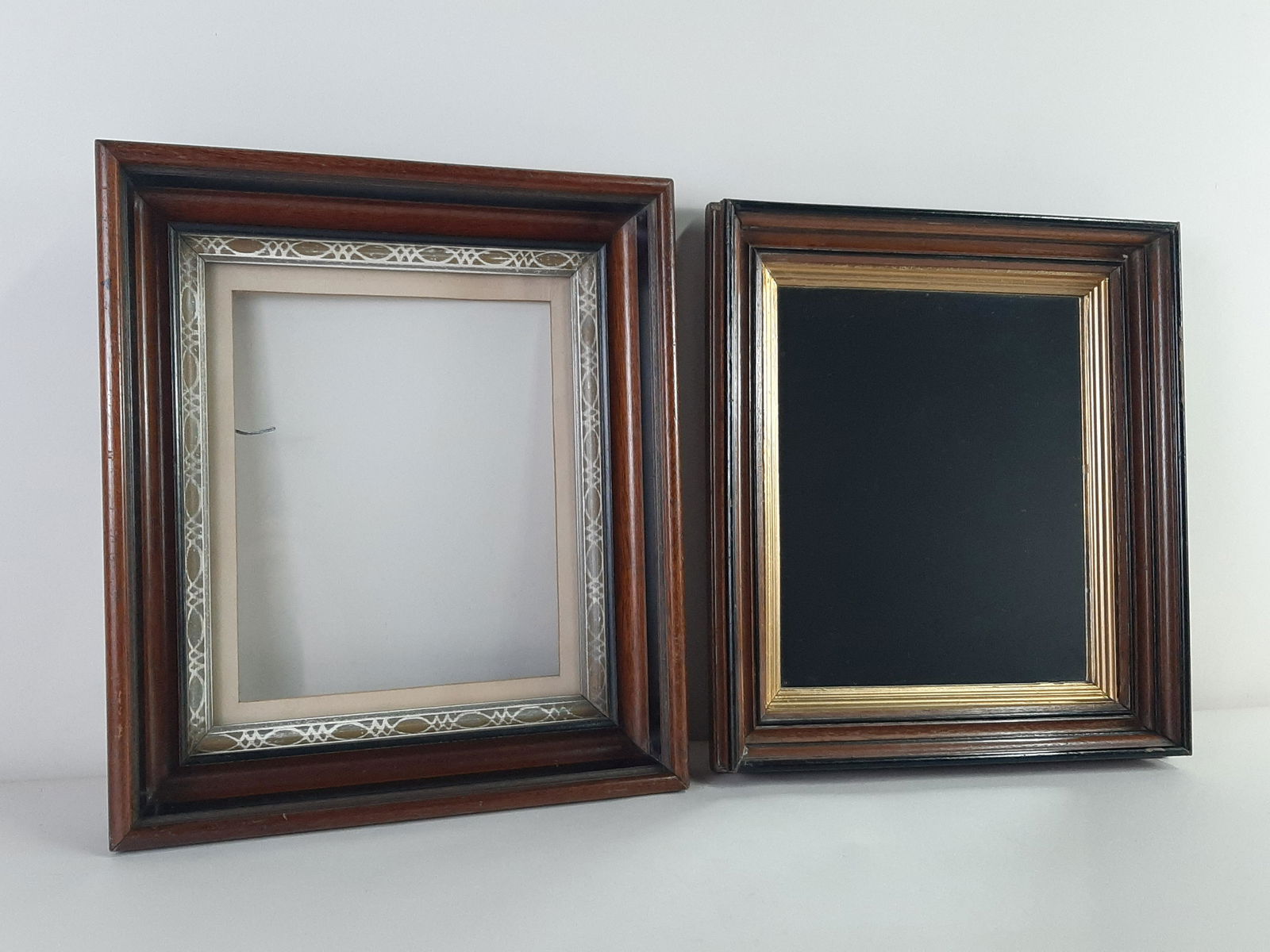 2 Victorian Walnut Frames incl. Mirror (1 of 2)
