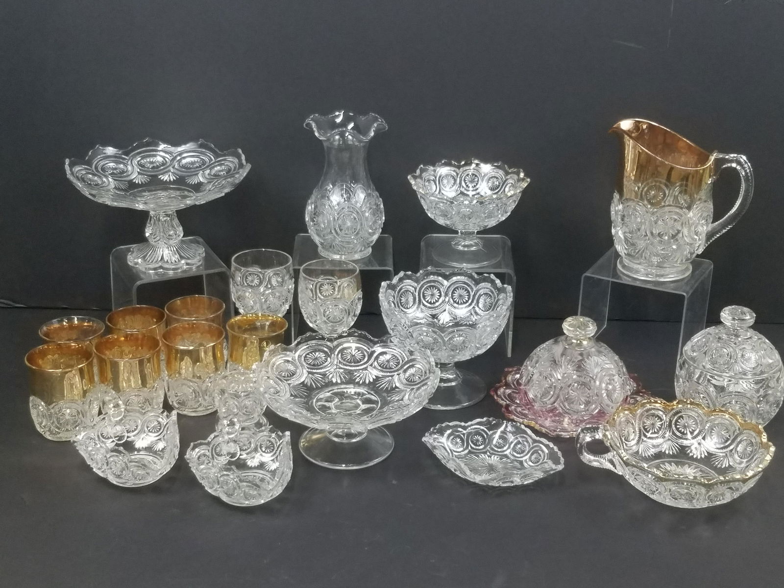 34 Pcs EAPG Star in Bullseye Glassware (1 of 11)