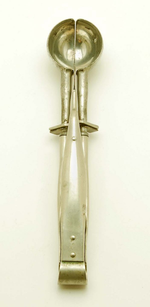 Bohlig Mfg Co No. 20 Ice Cream Dipper