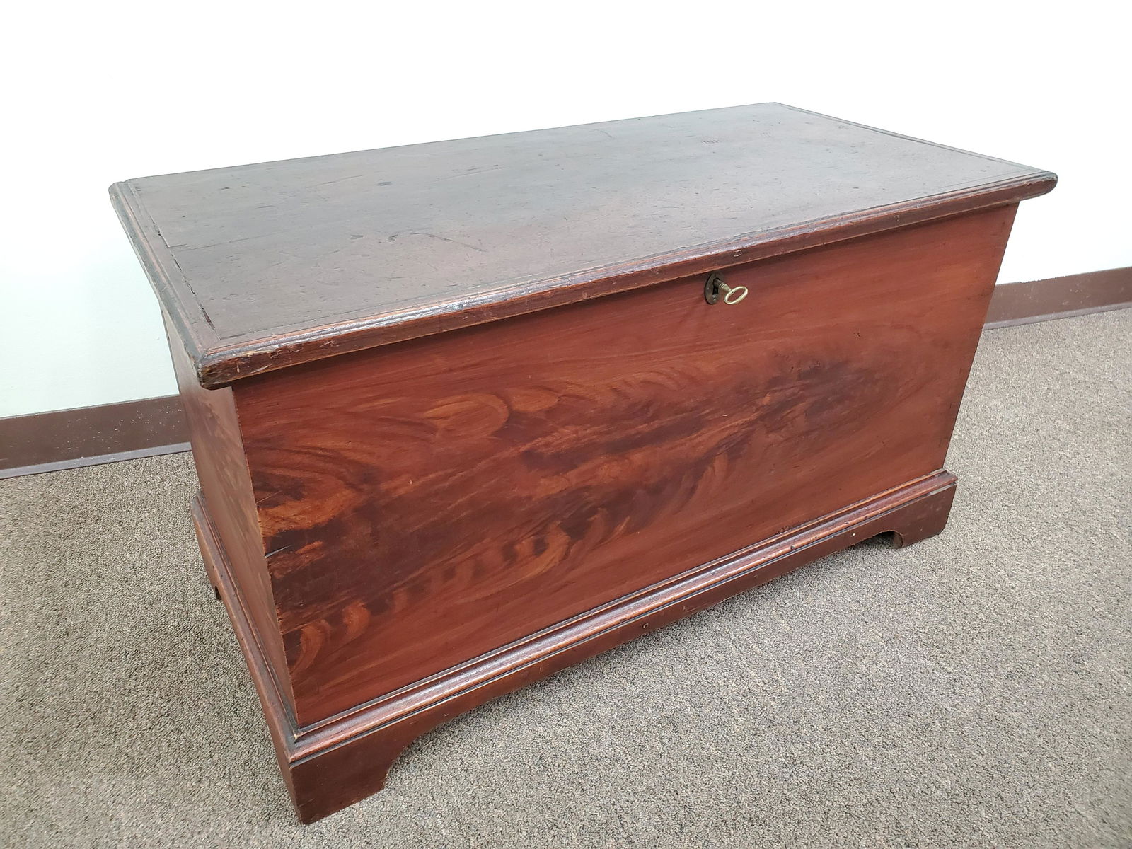 Grain Painted Blanket Chest (1 of 3)