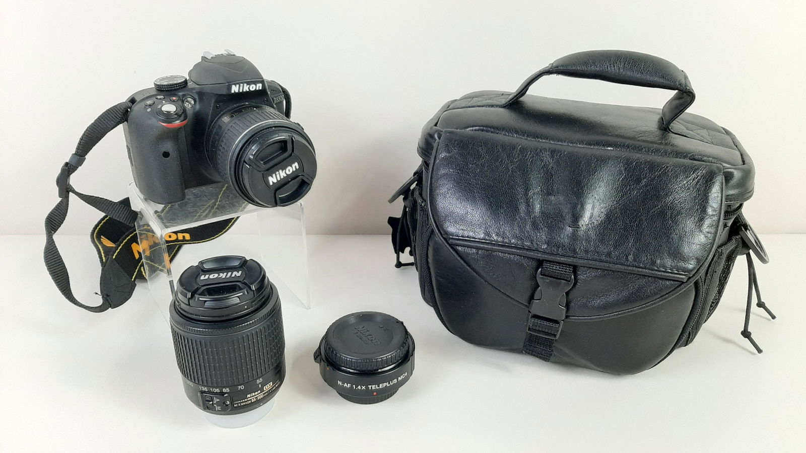 Nikon D3300 Camera with 3 Lenses (1 of 11)