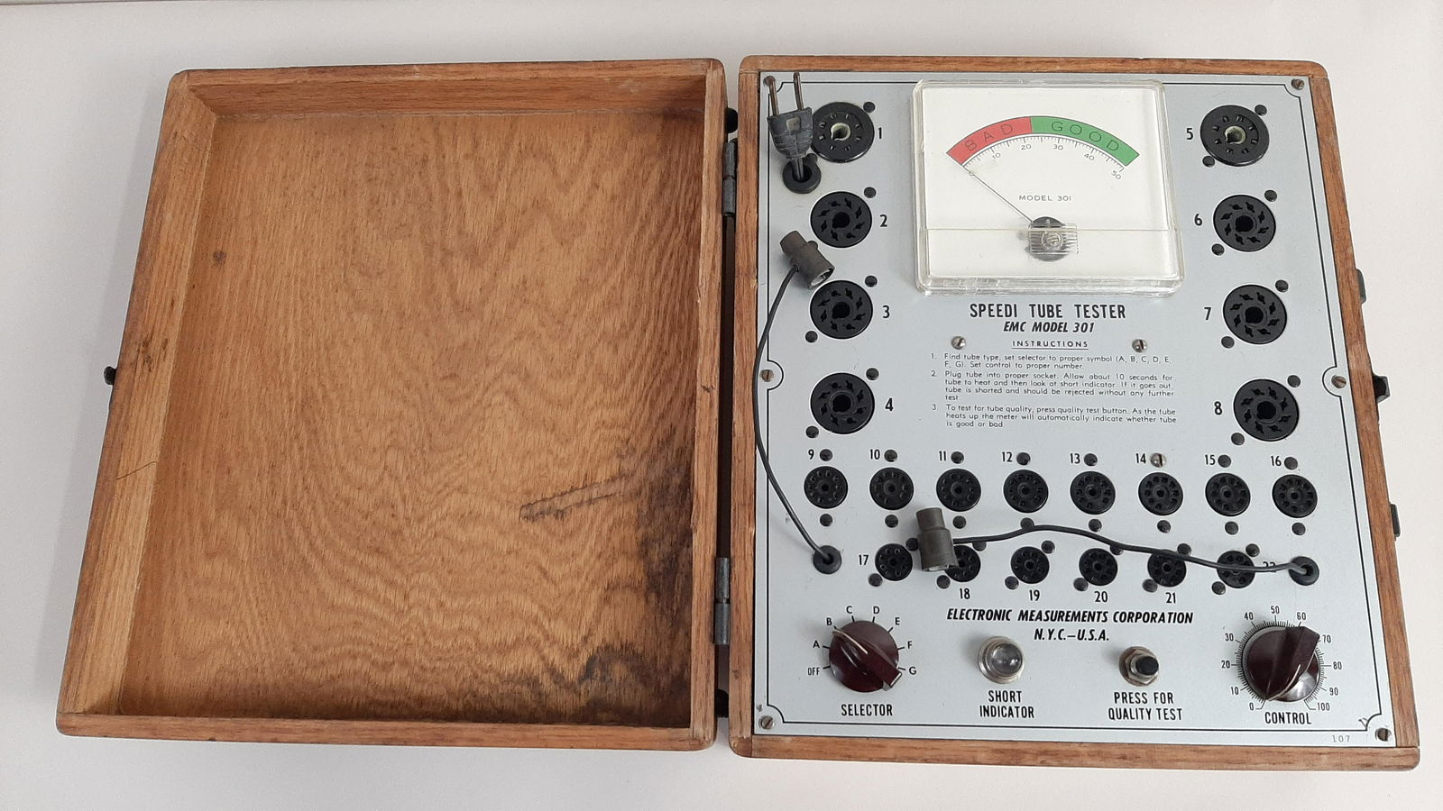 Electronic Measurement Corp. Speedi Tube Tester (1 of 4)