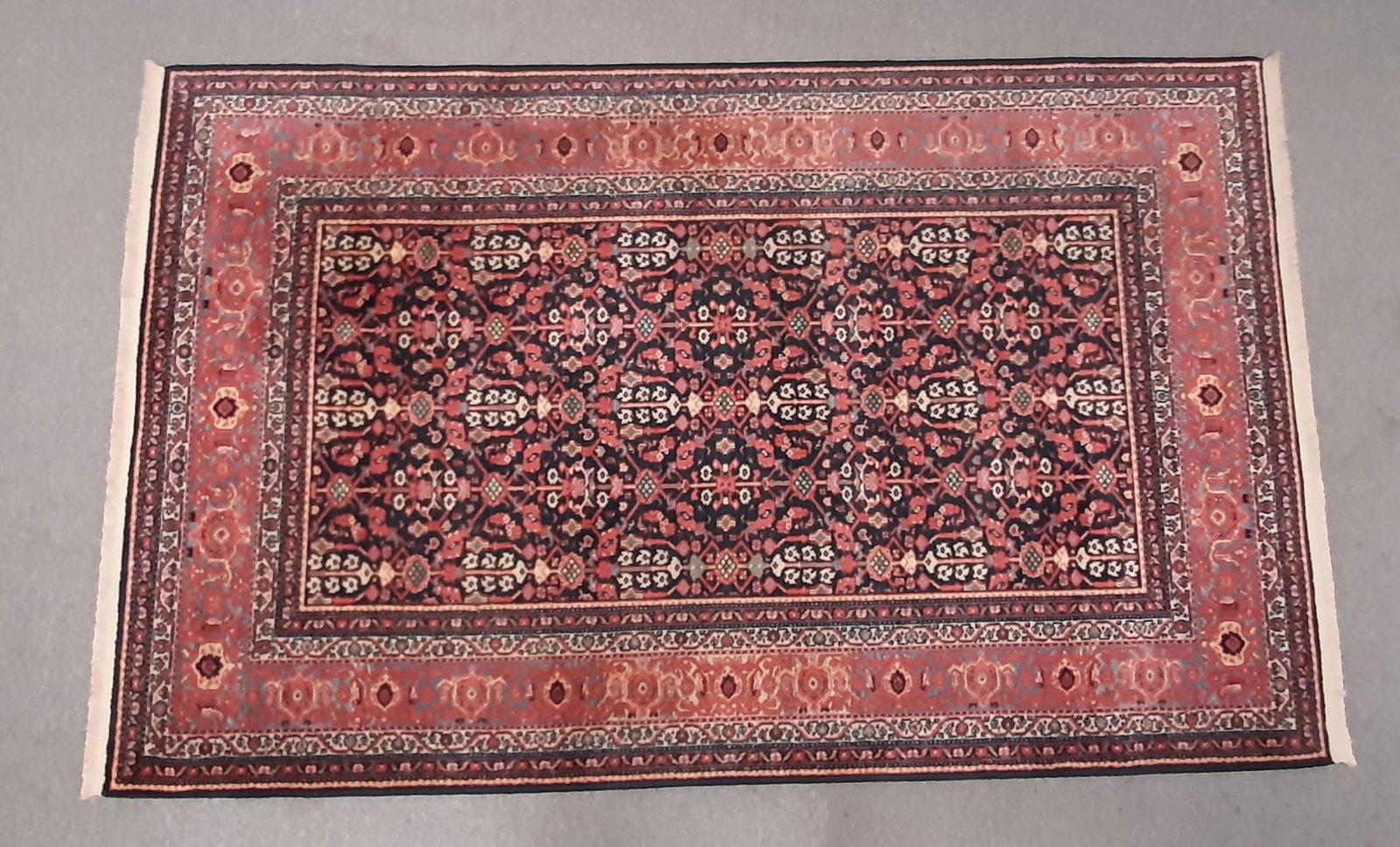 Karastan Williamsburg "Carter's Grove" Area Rug: Handwoven. 5'8" wide X 9' long.