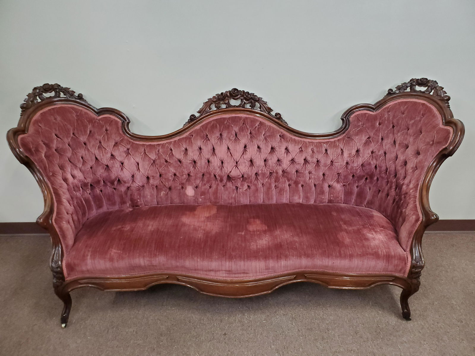 Flower Carved Victorian Sofa (1 of 9)