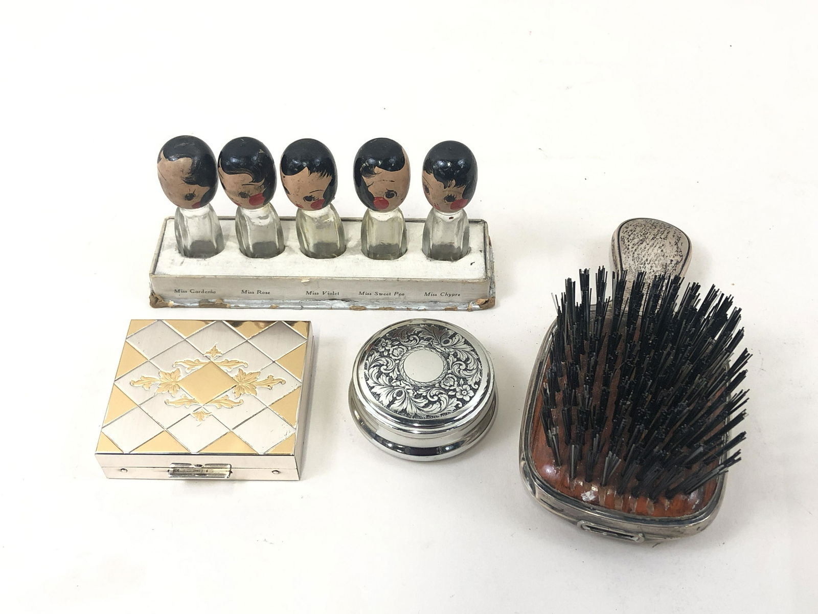 4 Pcs Beauty Articles incl Sterling Brush (1 of 10)