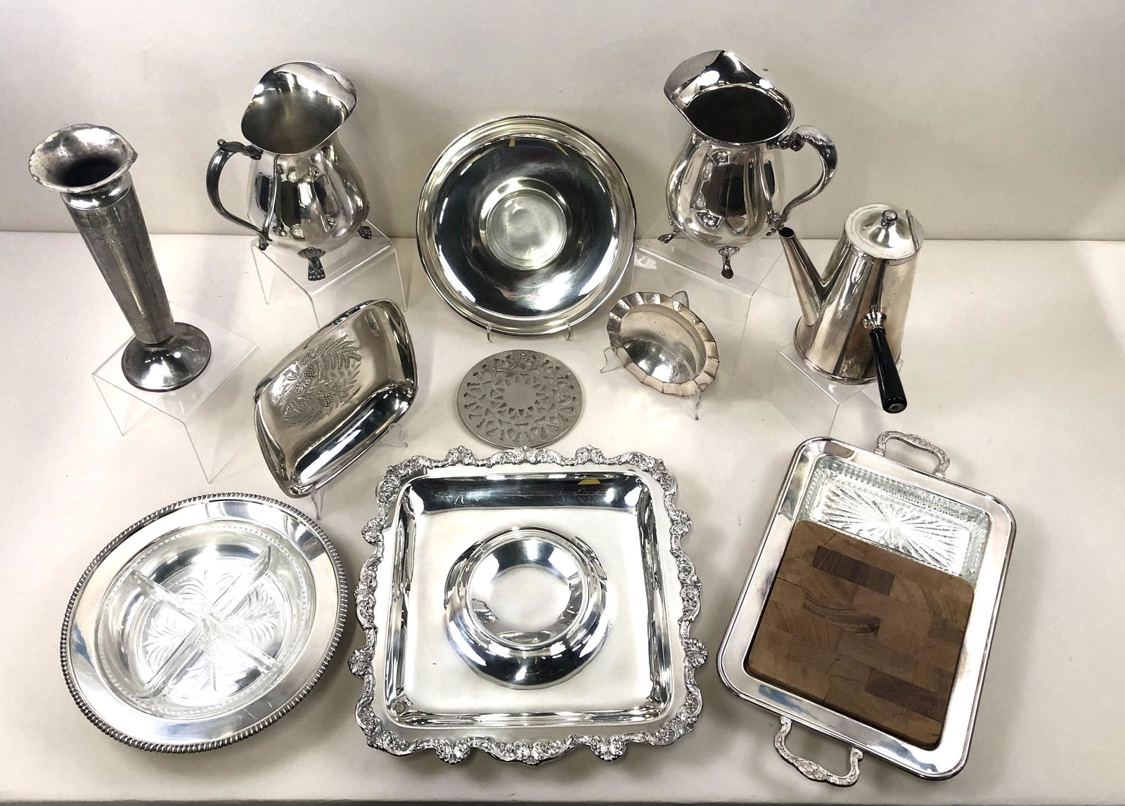 13 Pcs Silverplate incl. Serving Trays (1 of 20)