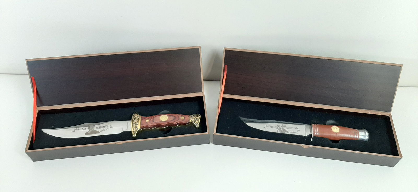 2 Faulkner Collectors Knives (1 of 3)