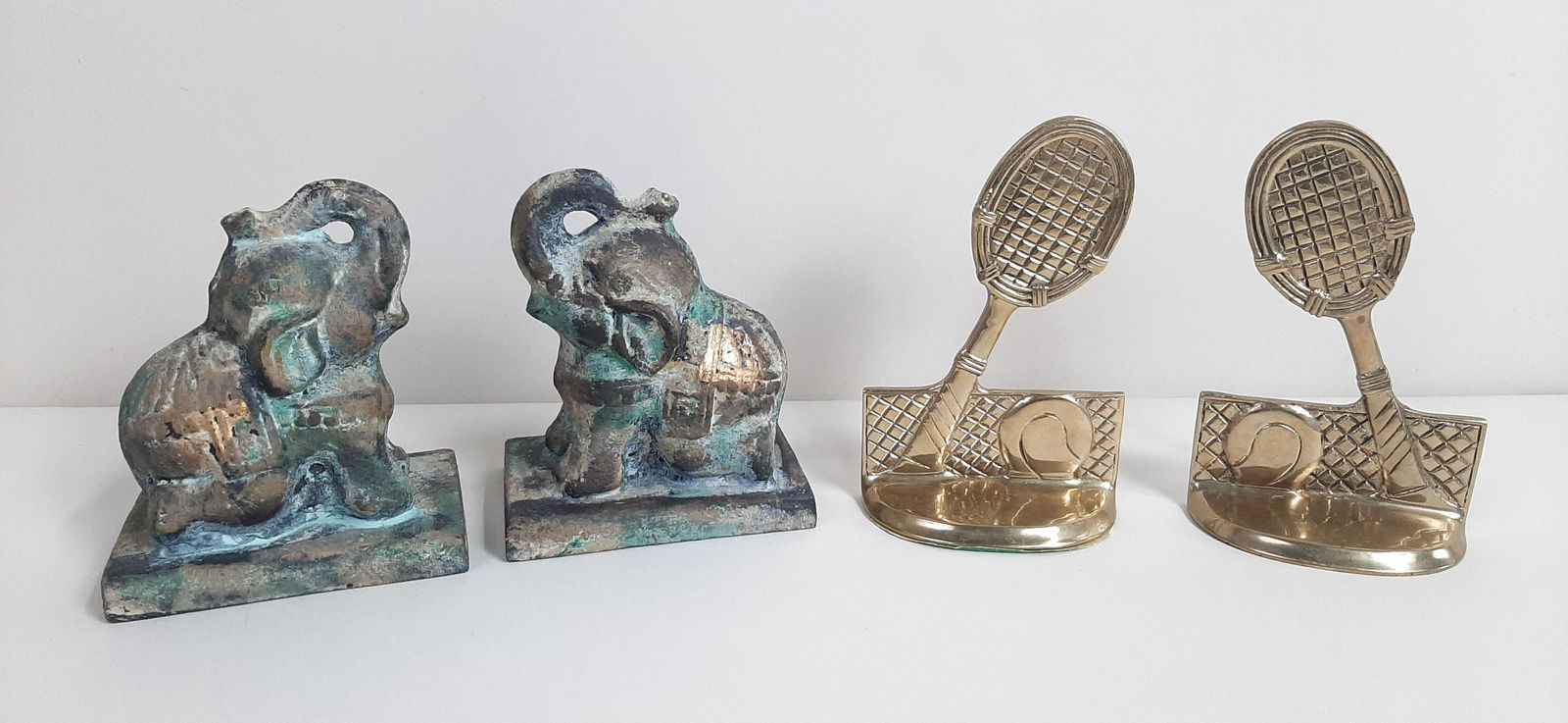 2 Pairs Bookends incl. Elephants (1 of 5)