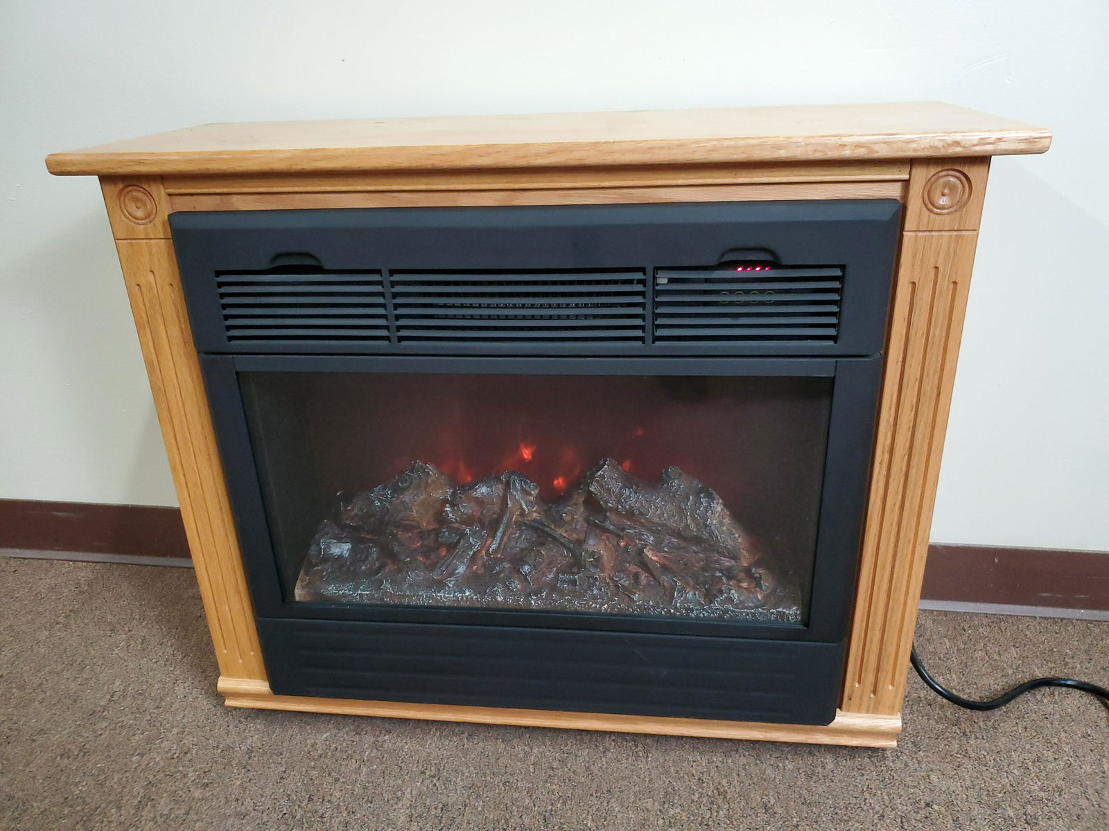 Heat Surge Electric Fireplace (1 of 3)