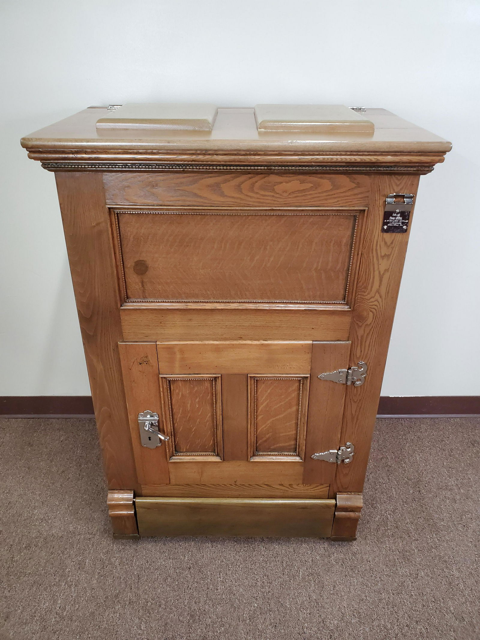 Ice Box with Coca Cola Bottle Opener (1 of 6)