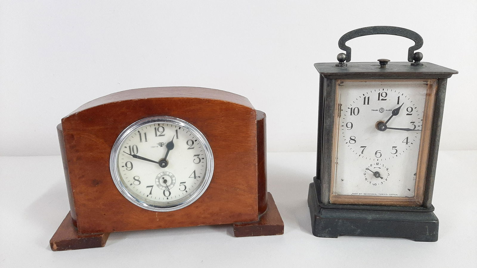 2 Japanese Desk Clocks (1 of 7)