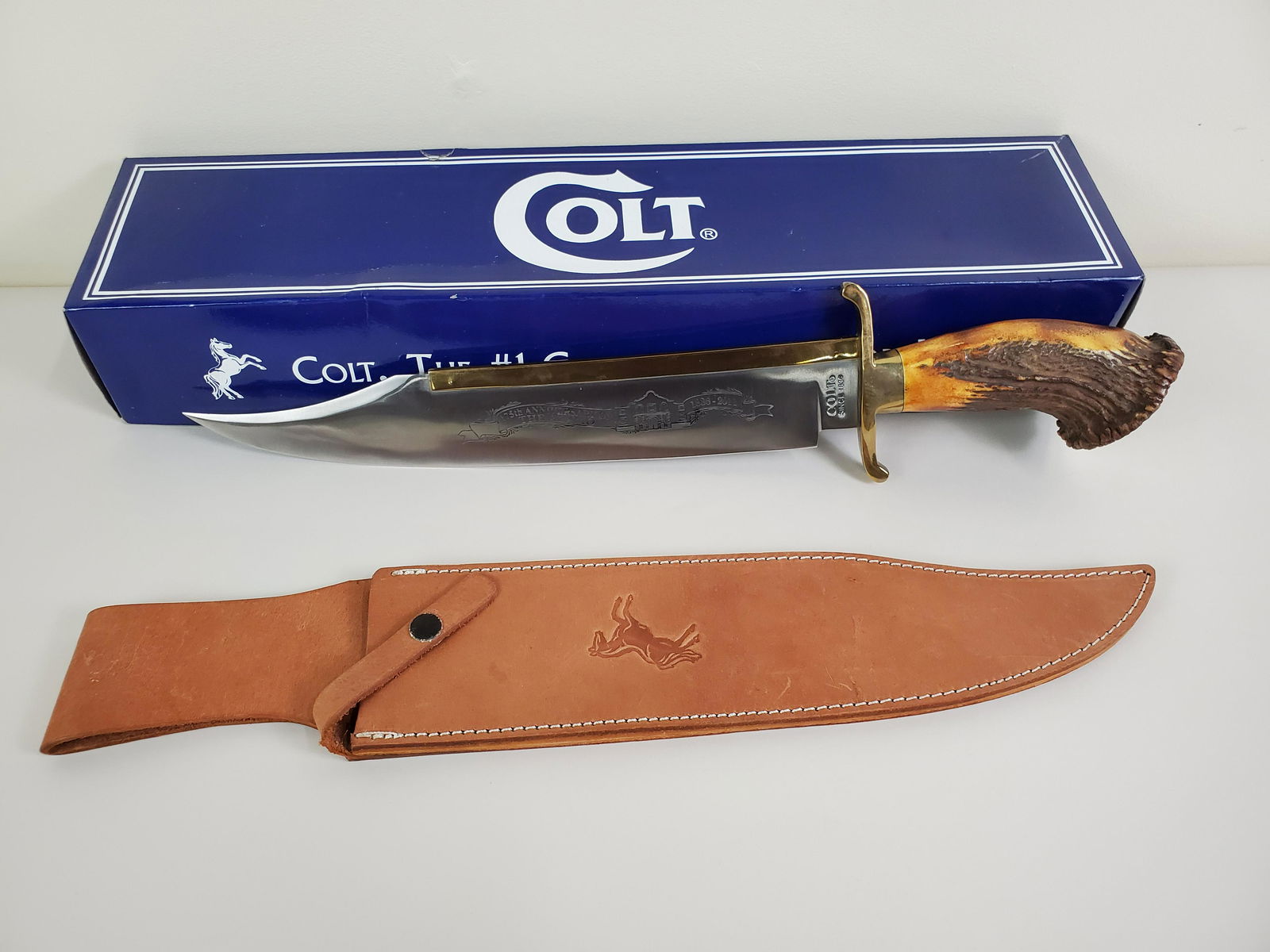 Colt 175th Anniversary Of The Alamo Bowie Knife (1 of 5)