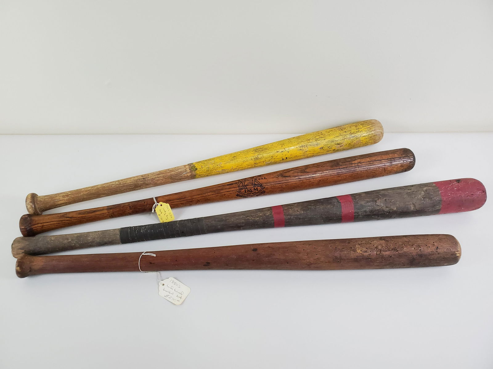 4 Vintage Baseball Bats (1 of 5)